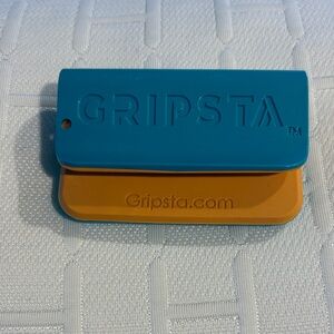 Teal and Orange Gripsta Gear Snowboard Grip